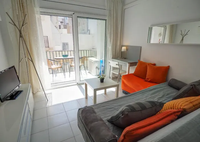 Ferdinand Apartment By Hello Homes Sitges